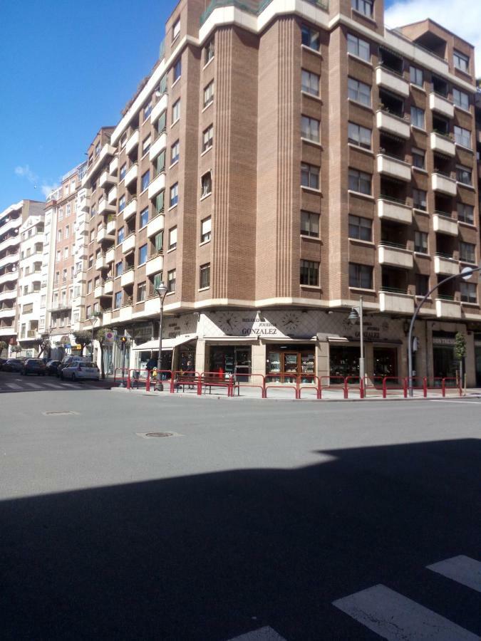 Apartamento Ayuntamiento Logroño Exteriér fotografie